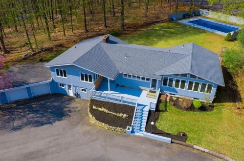 939 Boston Tpke, Manchester CT  06043-7403 exterior