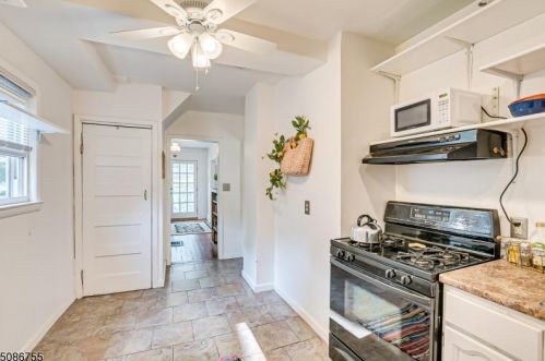 55 Laramie Rd, Plainfield NJ  07060-2951 exterior