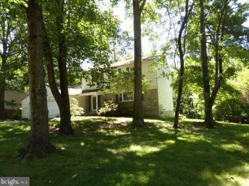 1034 Longspur Rd, Norristown PA  19403-2045 exterior