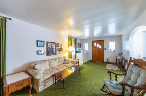 1309 Stanley Dr, Verona, PA 15147-2415