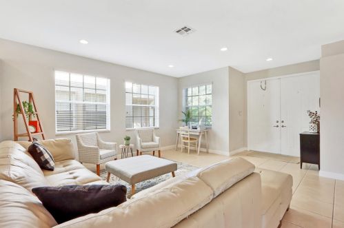 11965 Bennington Cir, Port Saint Lucie FL  34987-2723 exterior