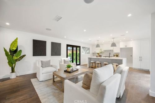 3197 Marengo Ave, Altadena CA  91001-4450 exterior