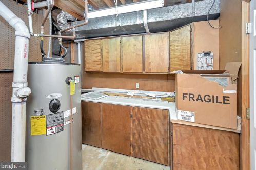 6103 Windsor Dr, Fredericksburg VA  22407-5036 exterior