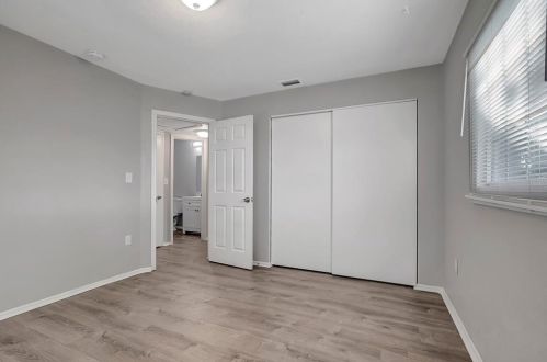 9780 Park Lake Dr, Pinellas Park FL  33782-3563 exterior