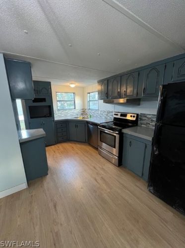 1020 Canopy Ln, Moore Haven FL  33471-5602 exterior