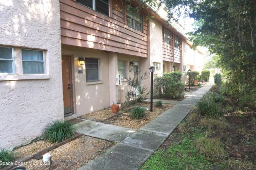 2501 Country Club Dr, Titusville, FL 32780-5232
