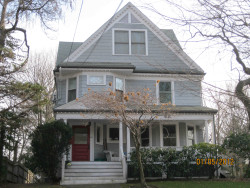 68 Brookside Ave, Newton, MA 02460-1530