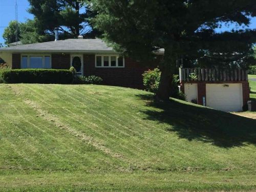 509 Graf Rd, Durango IA  52039-9636 exterior