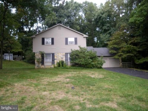 519 Daventry Rd, Berwyn, PA 19312-1740