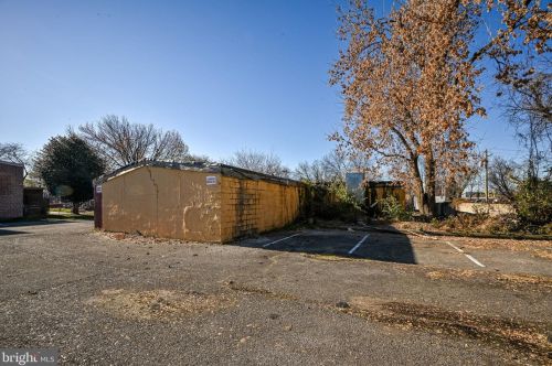 436 Buttonwood St, Wilmington, DE 19801-5305