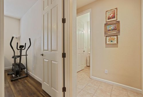 767 Red Barn Pl, Lathrop CA  95330-8975 exterior