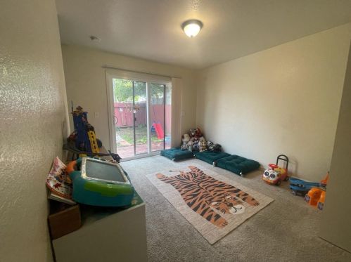 1702 Goodwin St, Seaside CA  93955-4414 exterior