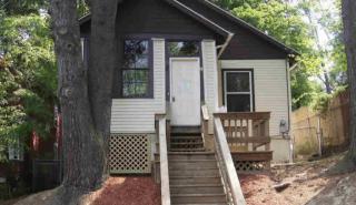 4 Reservoir St, Poughkeepsie, NY 12601-1506