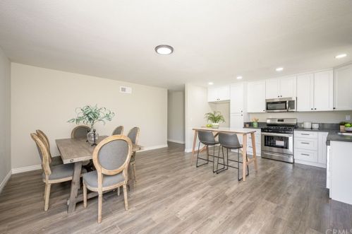 11104 Carmenita Rd, Whittier CA 90605-4130 exterior