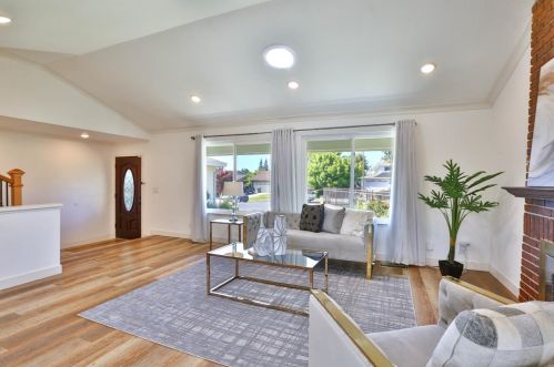 3126 Capelaw Ct, San Jose CA  95135-1101 exterior