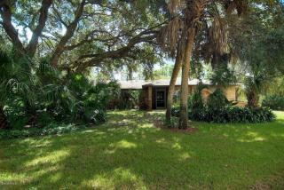 2301 Timberline Dr, Melbourne, FL 32934-7638