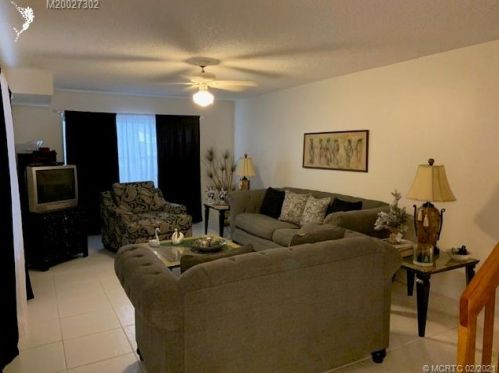 2825 Lakemont Pl, Palm City, FL 34990-6095
