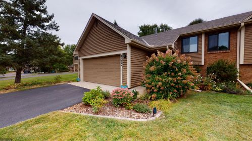 4330 Heritage Dr, Saint Paul, MN 55127-3611