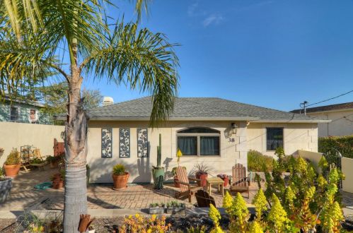 38 Summit Dr, Redwood City, CA 94062-3339