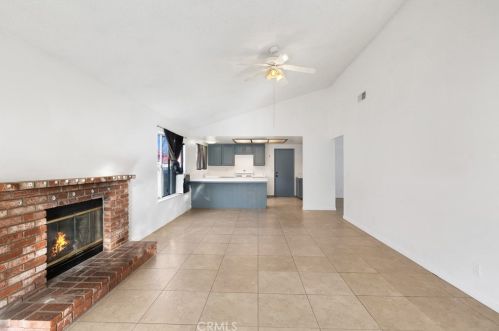 43817 Amy Ct, Lancaster CA  93535-4471 exterior