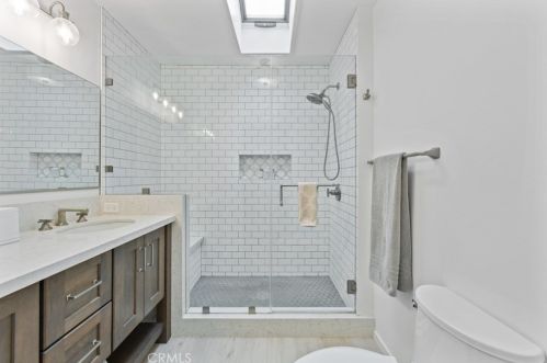 4425 Walnut Ave, Long Beach CA  90807-2524 exterior