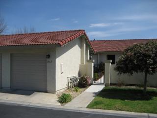 1962 Springdale Ln, Encinitas CA  92024-4245 exterior