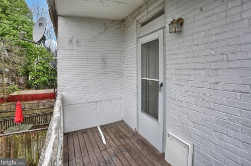 627 Oxford St, Harrisburg PA  17110-2521 exterior