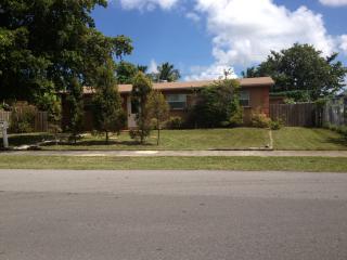 19901 114th Ct, Miami, FL 33157-1031