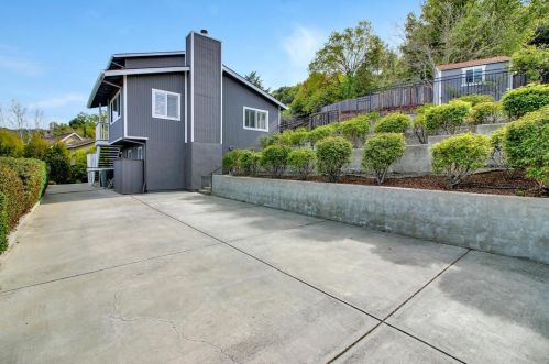 732 Colleen Dr, San Jose CA 95123-4608 exterior