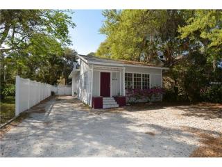 1678 Loma Linda St, Sarasota, FL 34239-2116