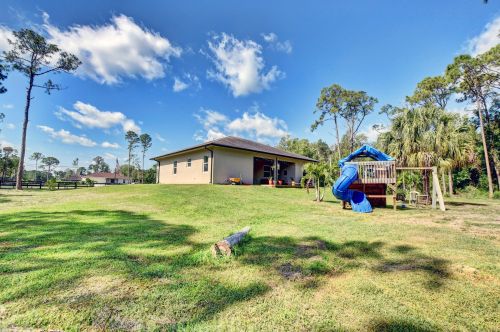 17435 78th Rd, Town Of Loxahatchee Groves FL  33470-2933 exterior