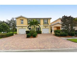 7524 Andora Dr, Sarasota, FL 34238-4748