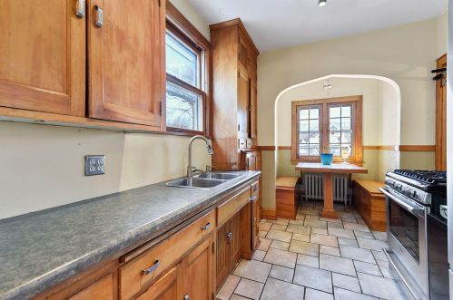 3543 James Ave, Minneapolis MN 55412-1637 exterior