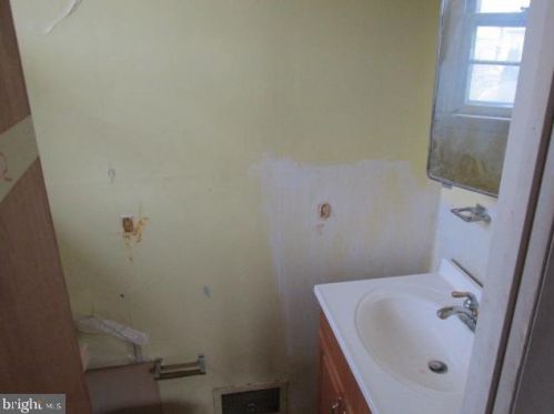 2757 Princeton Pike, Lawrence Township NJ  08648-3220 exterior