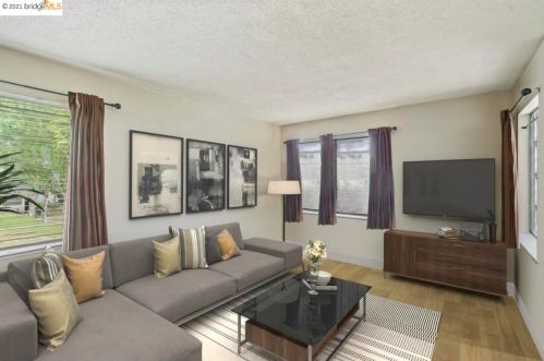9690 Elmview Dr, Oakland, CA 94603-1956