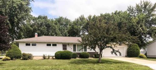 415 Purdy St, Shady Grove, IA 50648-1125
