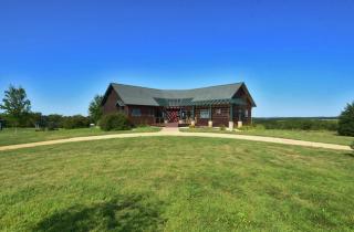 7595 Schaller Rd, Madison, WI 53593-9430