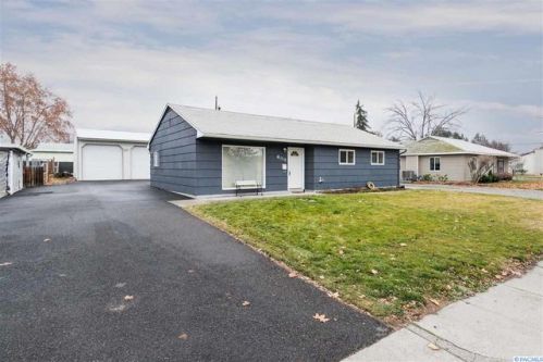604 Cottonwood Dr, Richland, WA 99352-3642