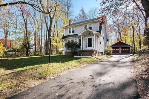 226 Old Mill Rd, West Nyack NY  10994-1414 exterior