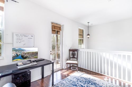 1121 147th Ter, Hollywood FL  33027-6182 exterior