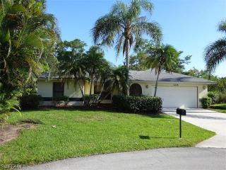 1215 Salvia Ln, Naples, FL 34105-2255