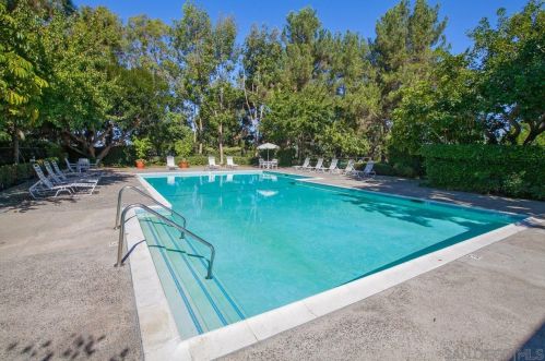 11040 Caminito Vista Pacifica, San Diego CA 92131-3301 exterior