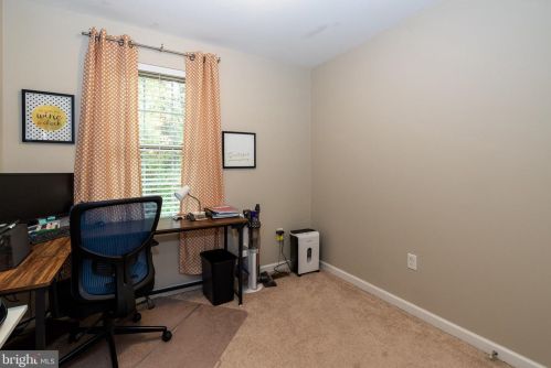 20 Deep Holw Ln, Lancaster PA  17603-7416 exterior