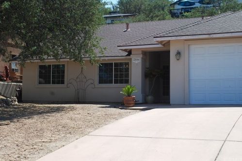 2506 Shoreline Rd, Lake Nacimiento, CA 93426-9621