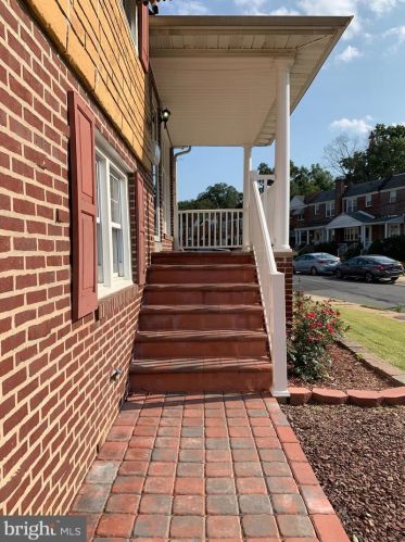 1403 Cleland Crse, Wilmington, DE 19805-4515