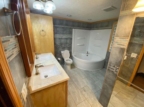 528 Prospect St, Marion OH  43302-4945 exterior