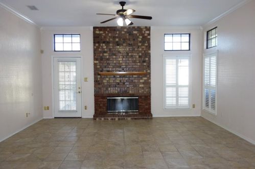 989 Downey Dr, Lewisville TX  75067-7435 exterior