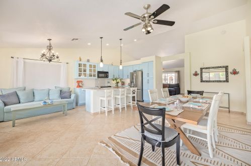 1453 Goldfinch Way, Chandler, AZ 85286-4325