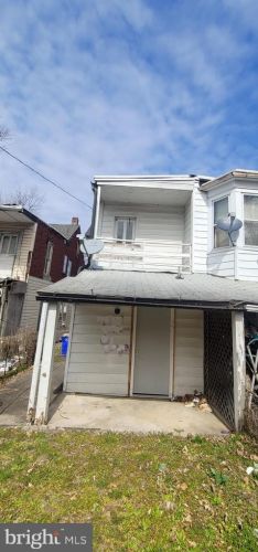 1909 Briggs St, Harrisburg PA  17103-1661 exterior