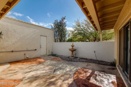 7204 Camino Vecino, Tucson AZ 85715-3418 exterior